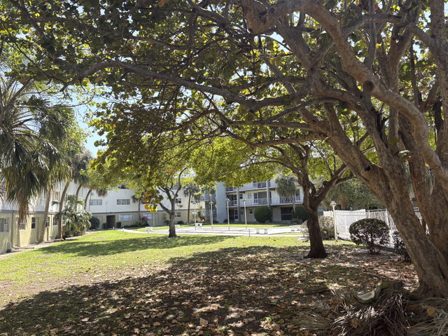 Paradise By The Sea Condo photo 2